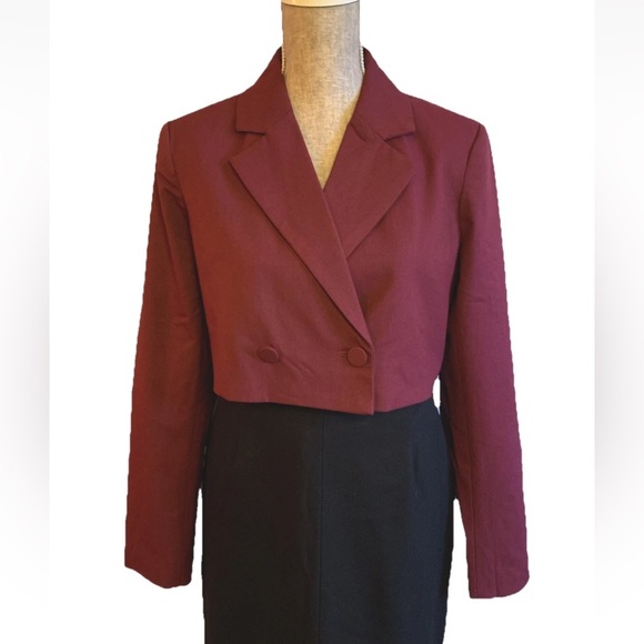 NWT House of Harlow 1960 Women's Cropped blazer/Jacket/Top In Burgundy Size M - Picture 1 of 15